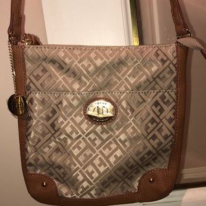 NWOT Tommy Hilfiger crossbody bag